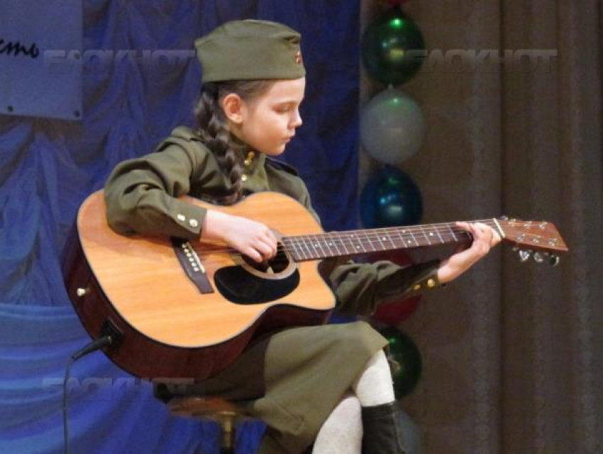 Начался прием заявок на участие в фестивале «Гвоздики Отечества» в Морозовске