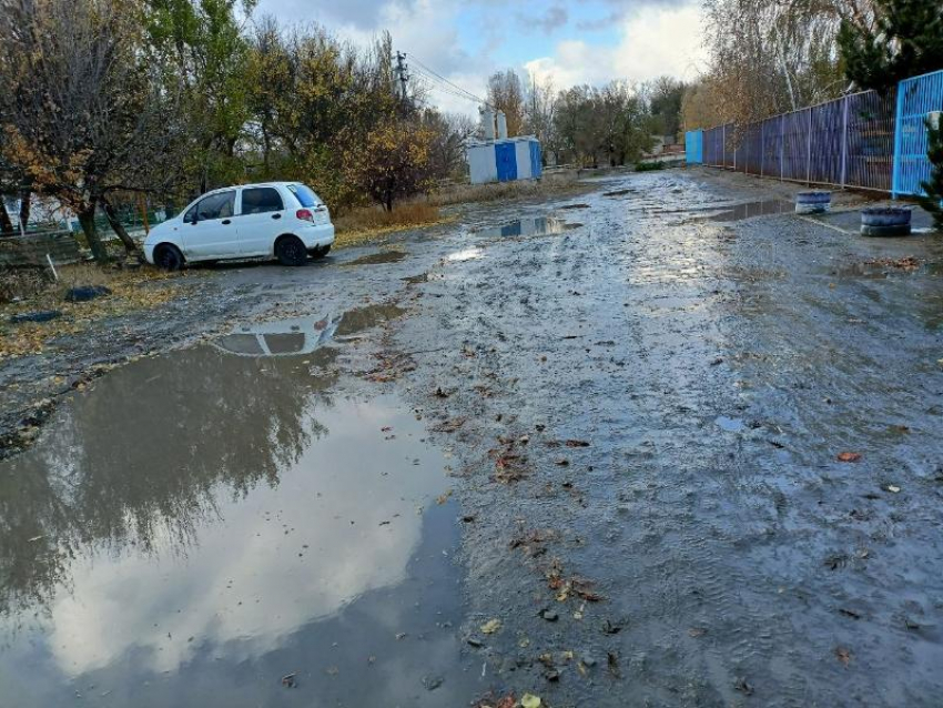 «Возможность в благоустройстве отсутствует»: глава администрации Морозовска отреагировал на жалобу морозовчанина 