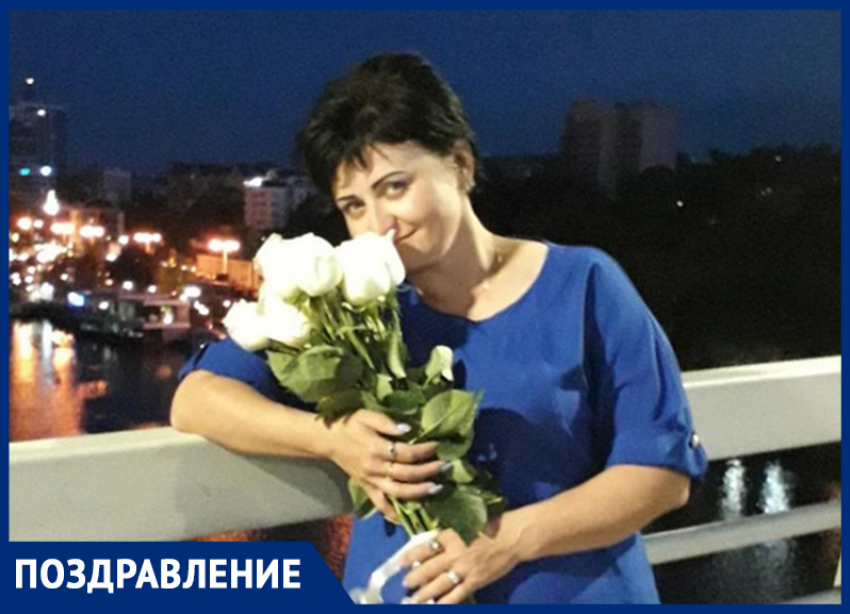 Наталью Николаеву поздравила с Днем рождения подруга