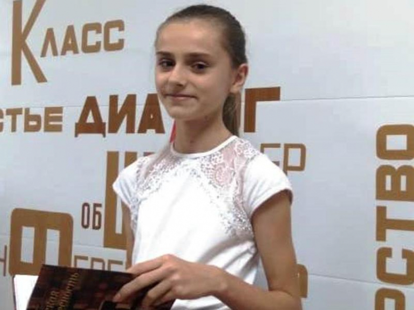 Школьница из Морозовска Анастасия Свиженко приняла участие во Всероссийском конкурсе сочинений о своей культуре