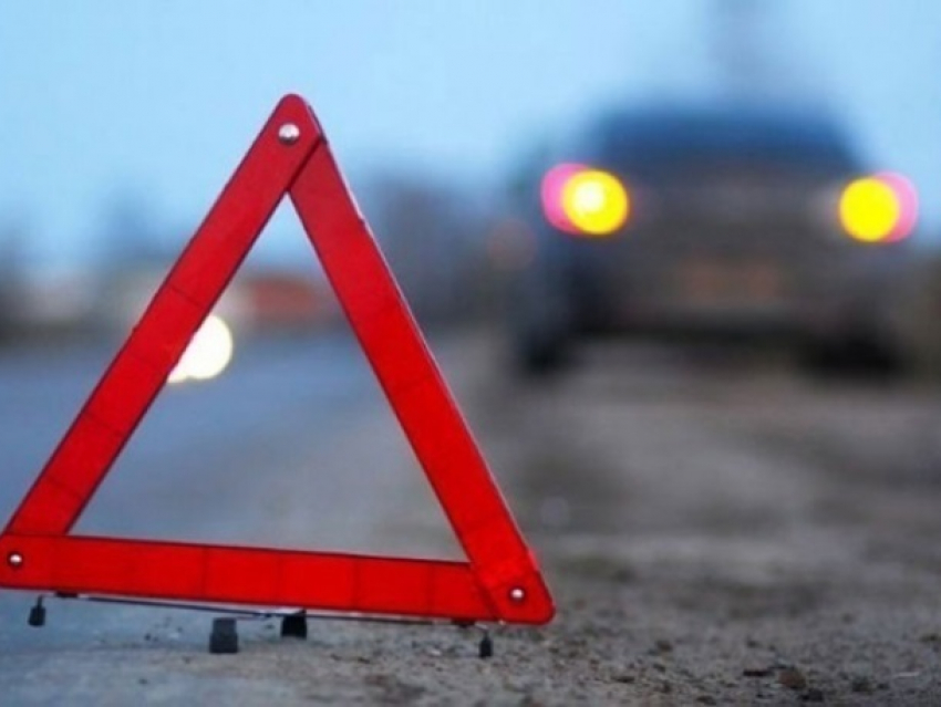 28-летний водитель «HONDA FIT» из Морозовска погиб в ДТП на трассе