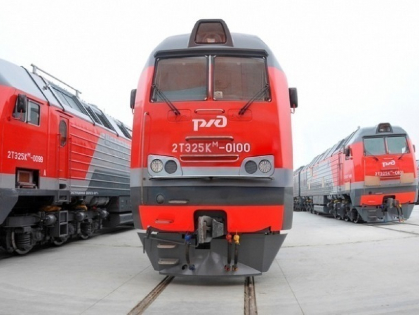 Новые локомотивы запустили в эксплуатацию на линии Морозовская–Лихая