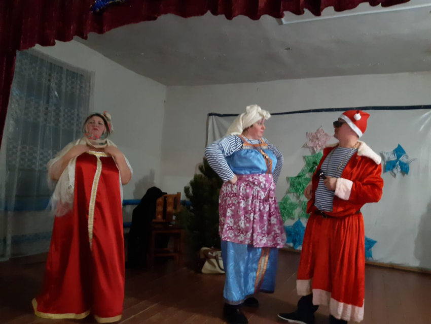 «Отморозко»: новогодний театрализованный мюзикл прошел в двух хуторах Морозовского района
