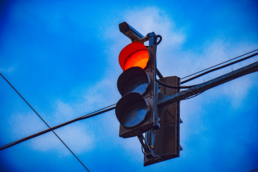 Светофор на перекрестке Ворошилова-Карла Либкнехта появится в Морозовске