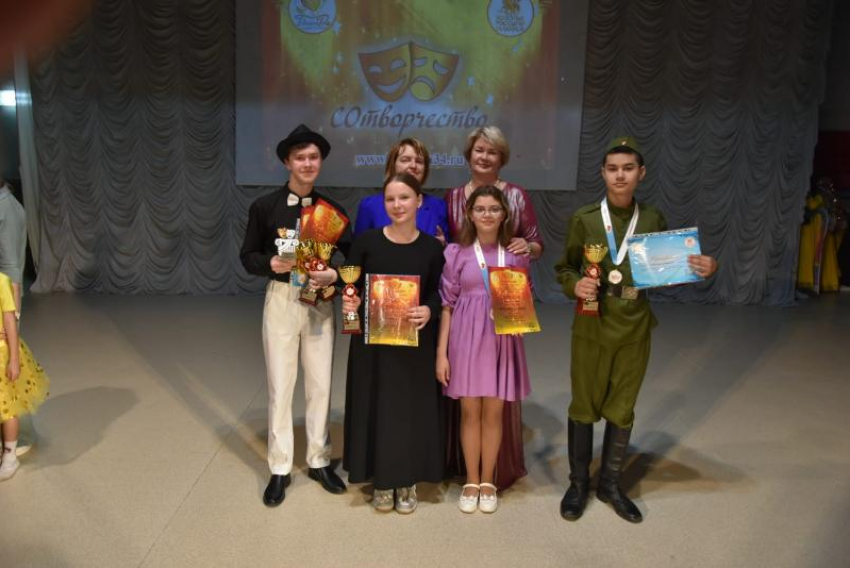Талантливые морозовчане отличились на Международном конкурсе в Волгограде 