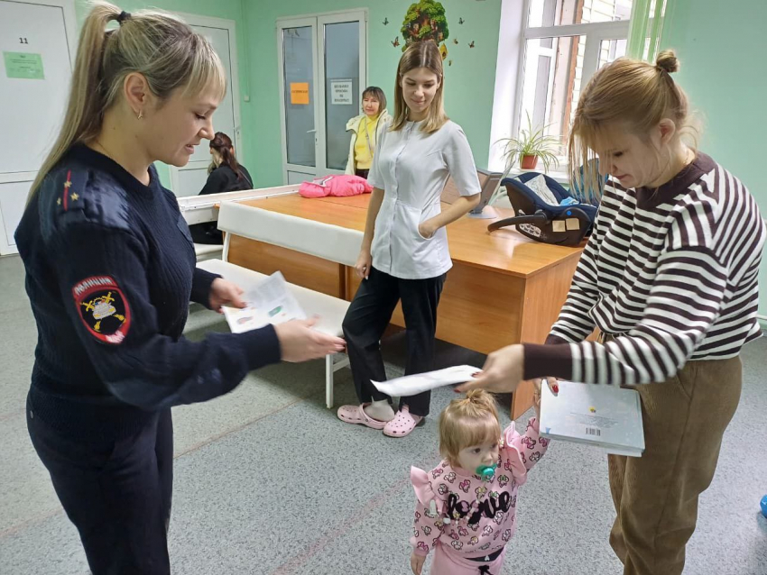 В Морозовске напомнили, почему детское автокресло - не формальность, а реальная защита