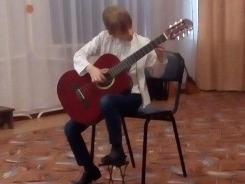 Воспитанники Морозовской школы искусств выступили для детского сада «Колобок"