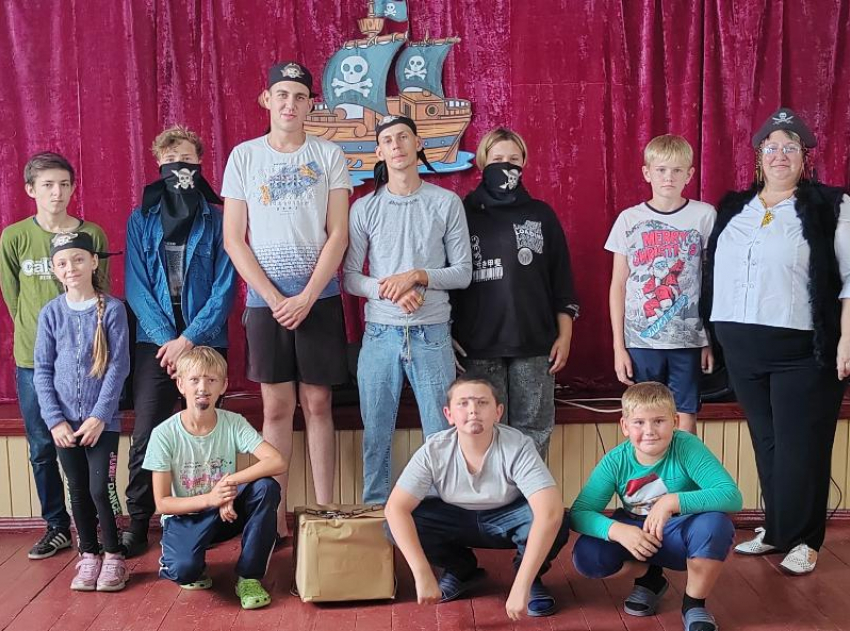 Игровую программу «Сокровища пиратов» провели для детей в Сибирьчанском сельском клубе
