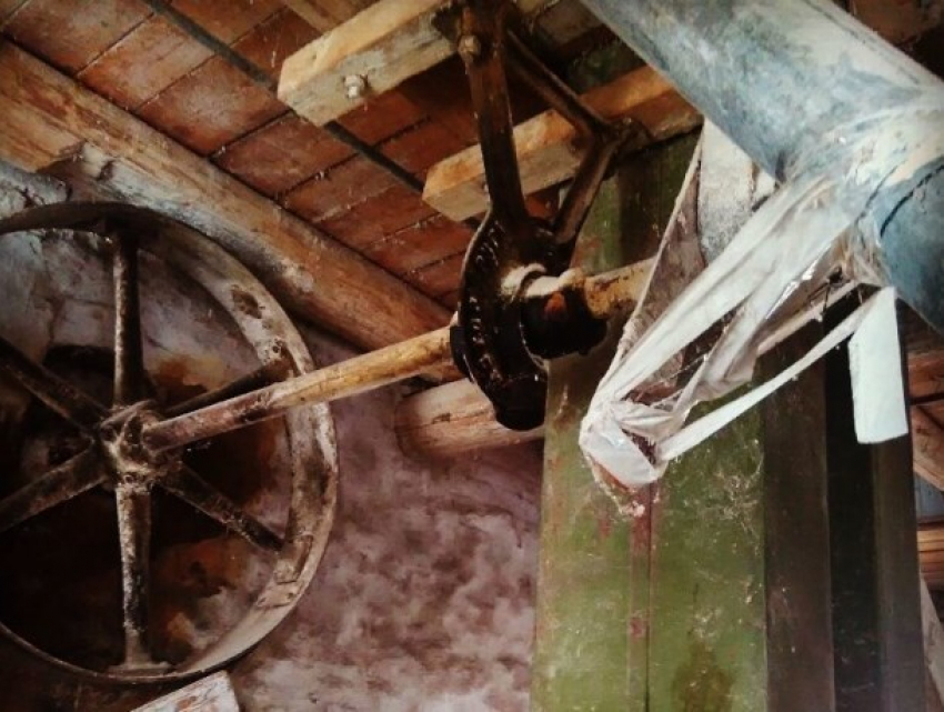 Поразительные кадры внутри старинной мельницы снял гость Морозовска