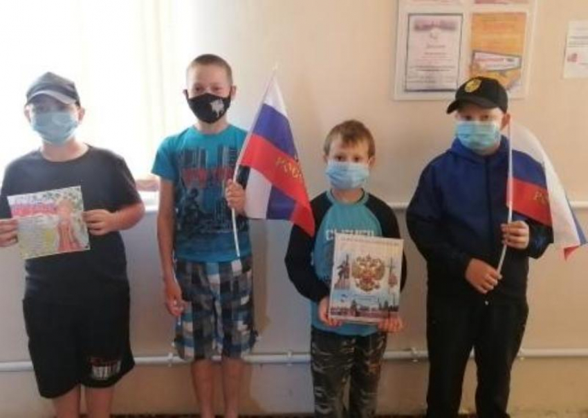 Интеллектуальную игру «Этой силе имя есть – Россия» провели для детей в Комсомольском отделе МЦБ 