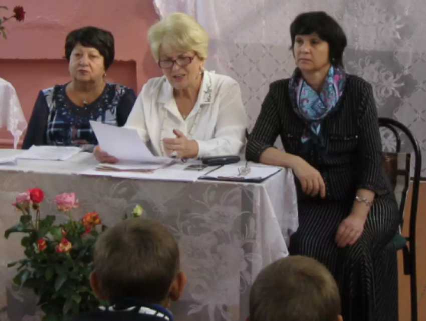 Под гром аплодисментов прошла «Есениада» в Вишневской школе