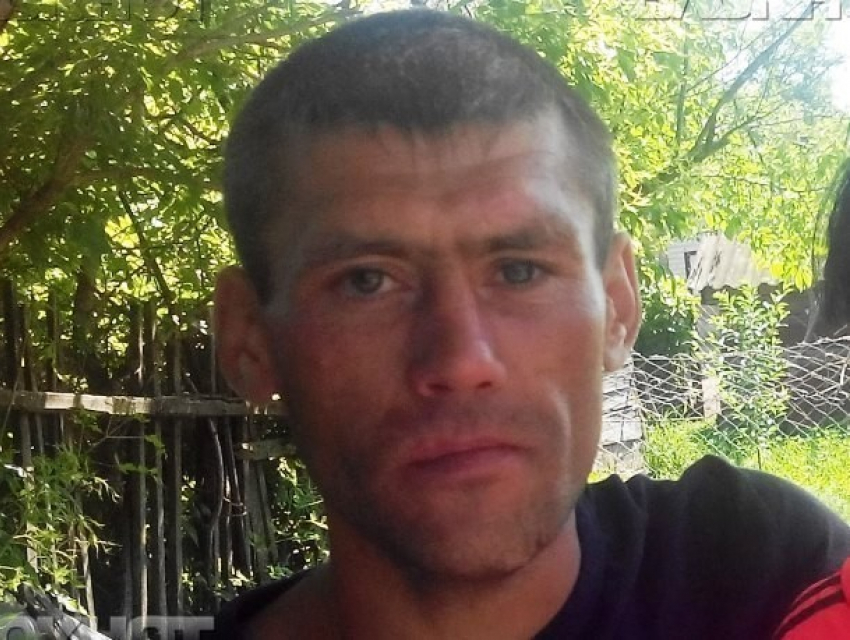 Пропавшего по пути в Морозовск мужчину нашли мертвым в лесополосе
