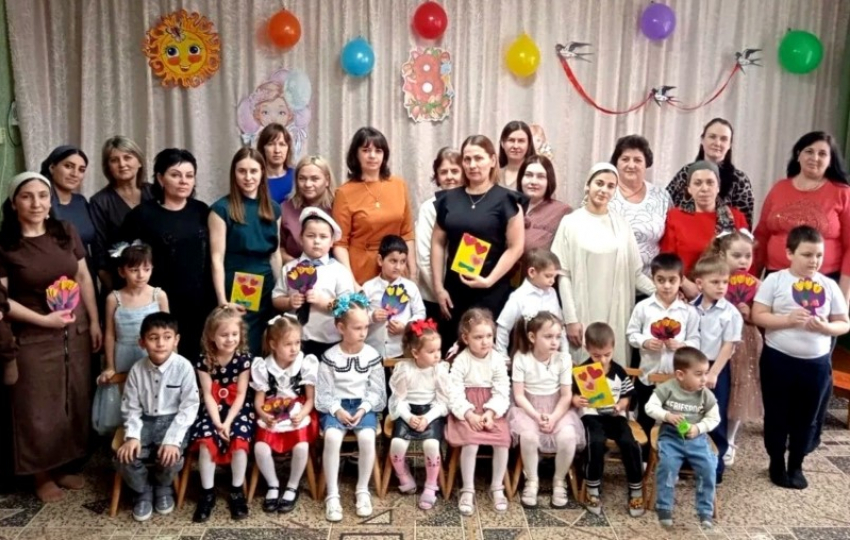 В станице Вольно-Донской отметили юбилей легендарного сада «Улыбка»
