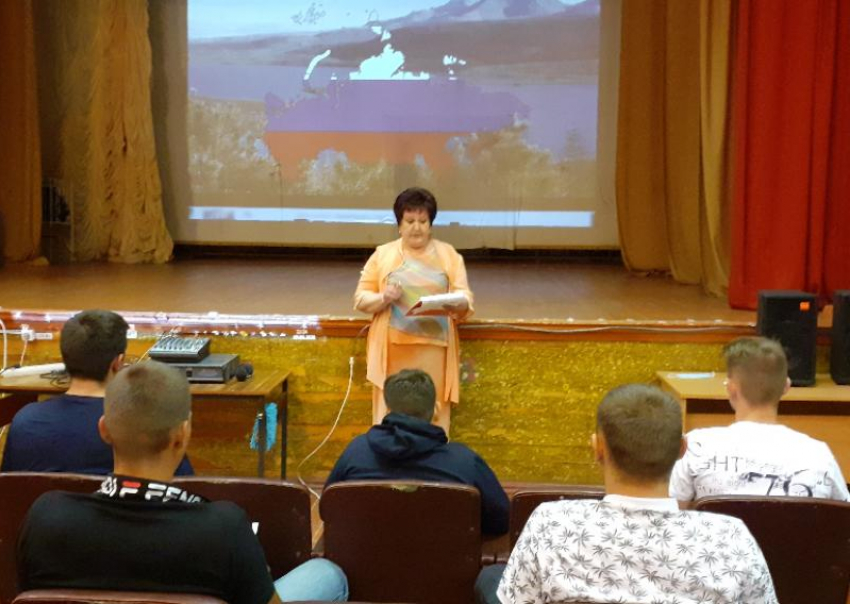 Путешествие в историю «Широка страна моя родная» совершили ребята из станицы Вольно-Донской