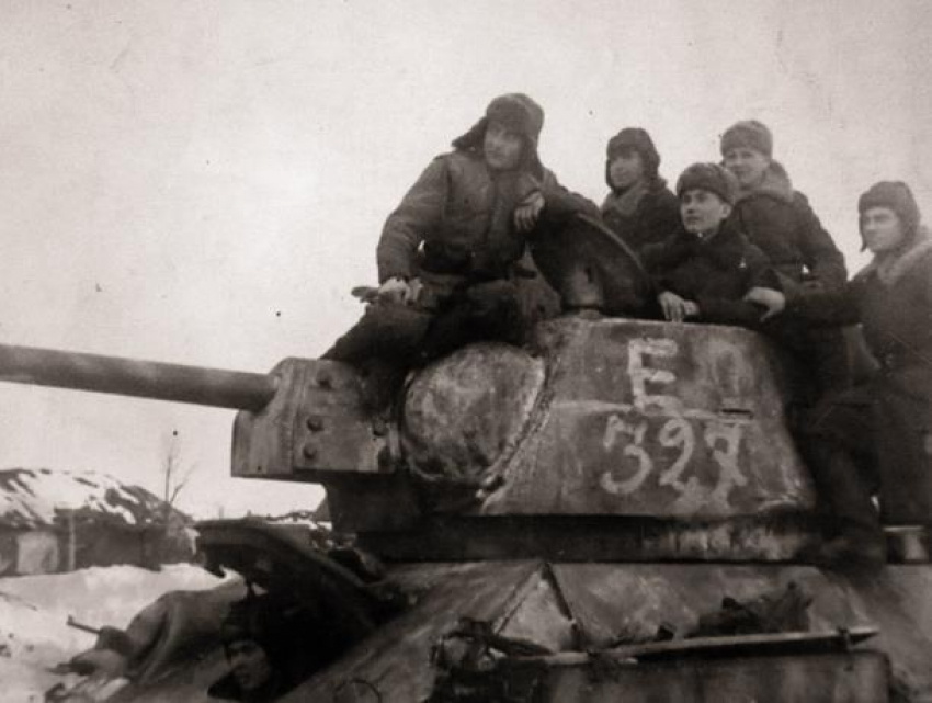 Календарь Морозовска: 17 декабря 24-й танковый корпус переправил свои войска на Осетровский плацдарм