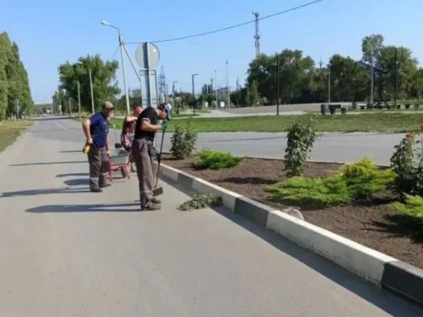 В Морозовске навели порядок у нового общественного пространства