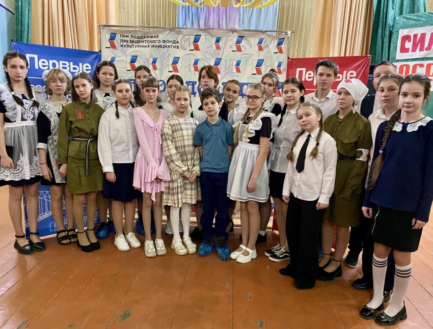 «Живая классика» захватила Морозовский район: школьники читали так, что замирал зал