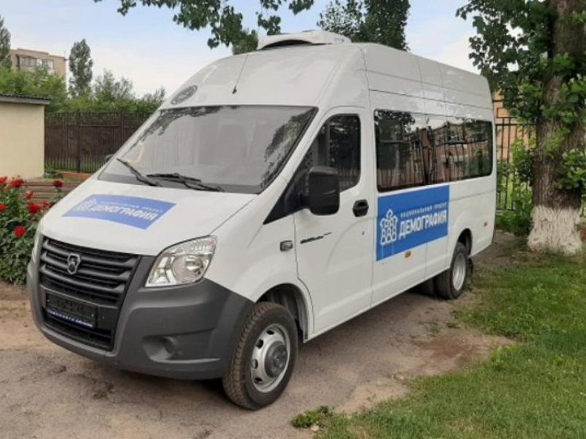 Новенький автобус «Газель NEXT» появился в Центре социального обслуживания Морозовска