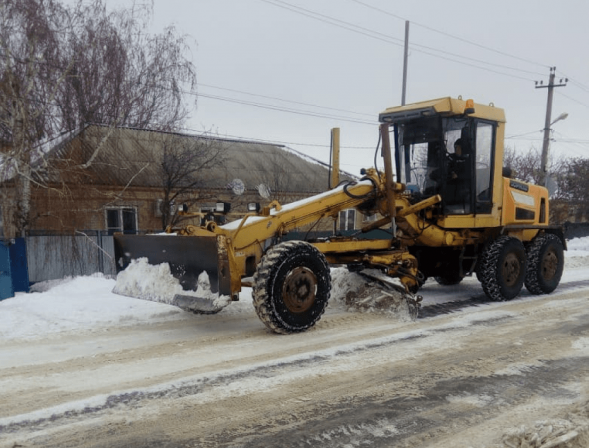 Для разрешения сложившейся ситуации администрацией города были приняты все необходимые меры, - администрация Морозовского района о снежных проблемах