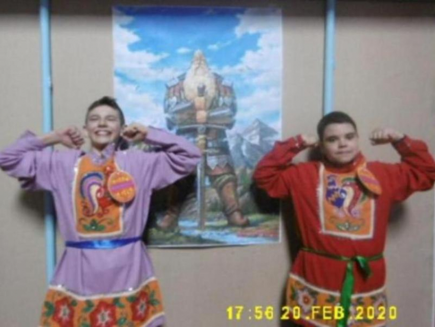 Силу, ловкость и смекалку показали ребята на празднике в честь Дня защитника отчества в Вольно-Донском доме культуры