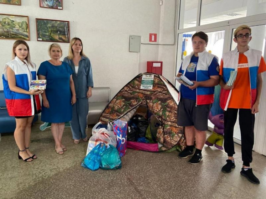 В Морозовском районе провели благотворительную акцию «Добрая палатка"